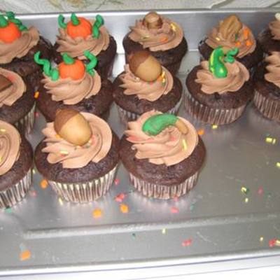 Fall Fondant Cupcakes