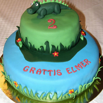 Dragon Cake