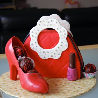 Red Purse Cake