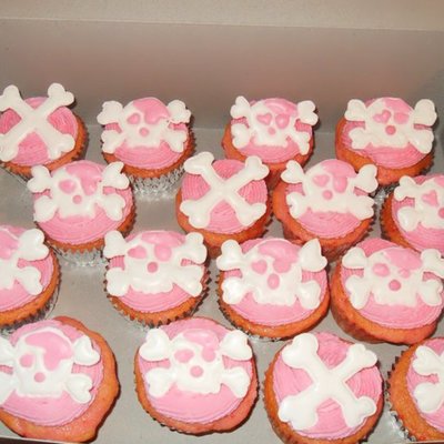 Pink Pirate Cupcakes