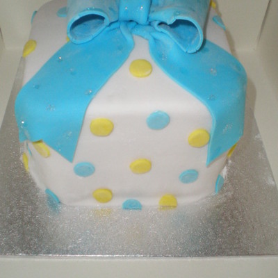 Gift Box Cake