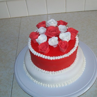 V-Day Cake