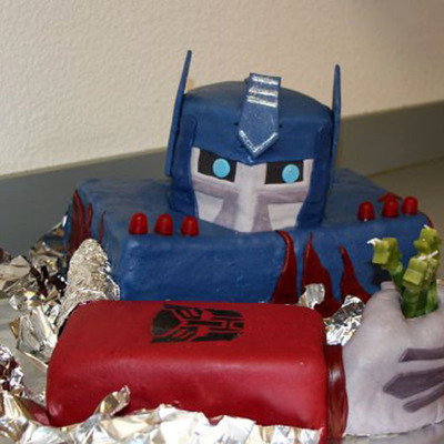 Optimus Prime Transformer Cake