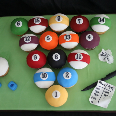 Billiards Cupcakes