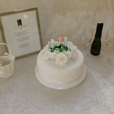Round Wedding Cake