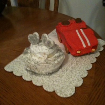 Mini Wedding Cake W/mini Sports Car For Sil B-Day