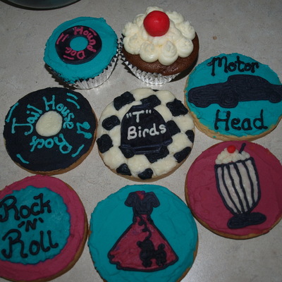 1950's Theme Cookies & Cupcakes