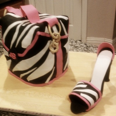 Purse Cake