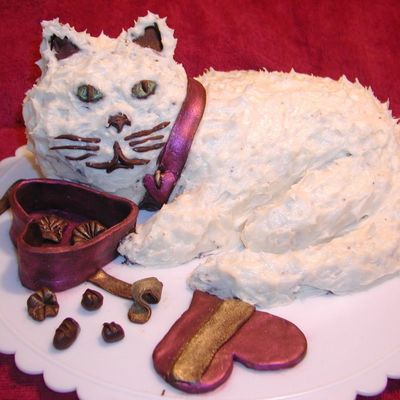 Fat Cat Valentine's Day Cake