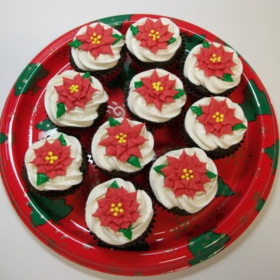 Festive Poinsettia Cupcakes