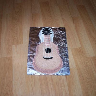 Guitar Cake