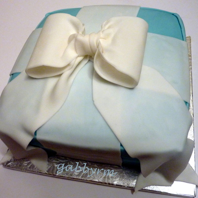 Tiffany Gift Box Cake
