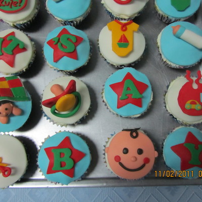 Baby Shower Cupcakes