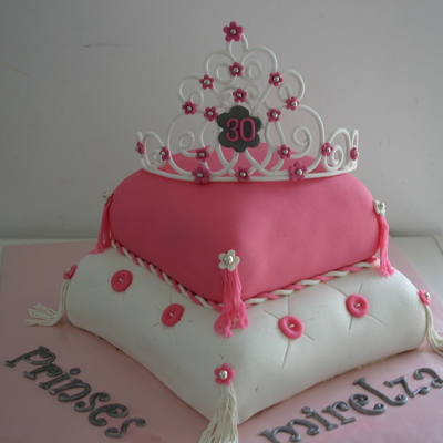 Tiara Pillow Cake