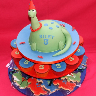 Dippy Dinosaur Tower