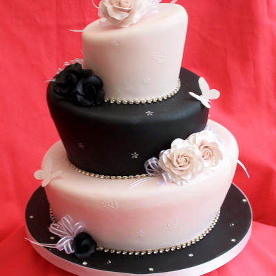 Topsy Turvy Rose Garden Cake