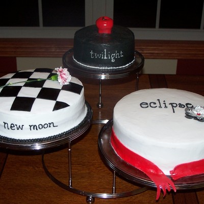Eclipse Cake