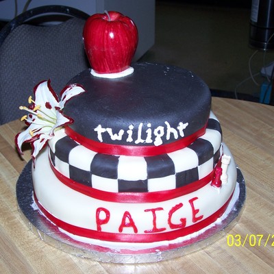 Twilight Birthday Cake