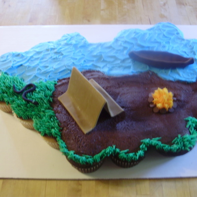 Camping Cupcake Cake