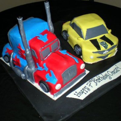 Transformer 3D Car Cake