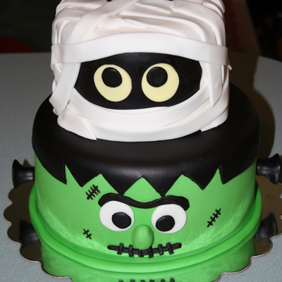 Frankenstein, Mummy Halloween Cake