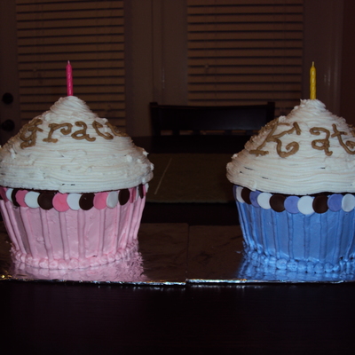 Giant Cupcakes
