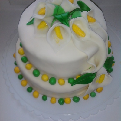 Cala Lilly Flowers Cake