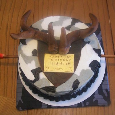 Camo Hunter's Cake