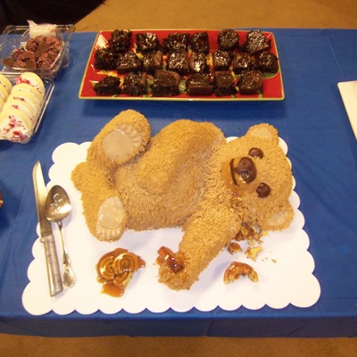 Cinnamon Bear Cake