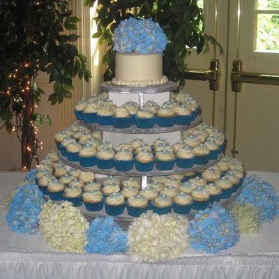 Wedding Cupcake Tree