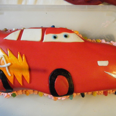 Lightning Mcqueen Cake