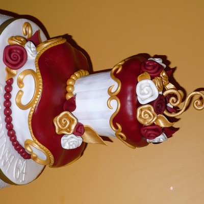 Red, White & Gold Roses Cake