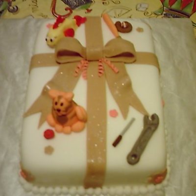 Cake For 4 Birthday People!