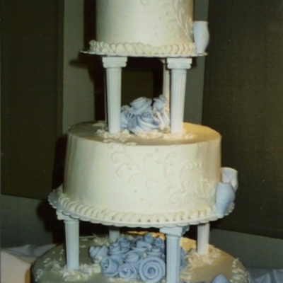 Precious Moment Wedding Cake