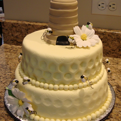 Bumble Bee Cake