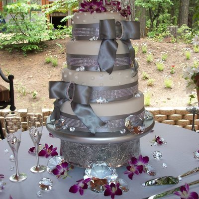 "jennifer" Wedding Cake