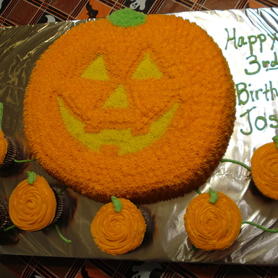 Josey's Pumpkin Patch Cake