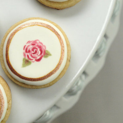 Tiny Rose Cookies