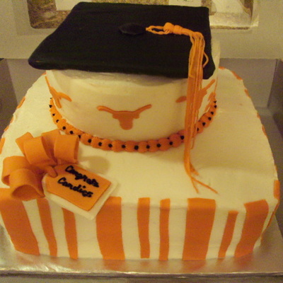 Ut Graduation Cake
