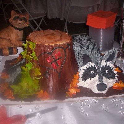 Groom's Cake For A Coon Hunter And His Bride