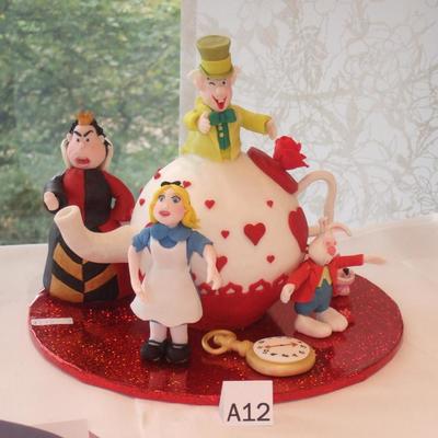 Alice In Wonderland - Around The Teapot