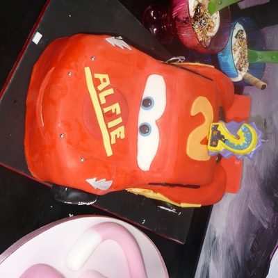 Lightning Mcqueen Cake