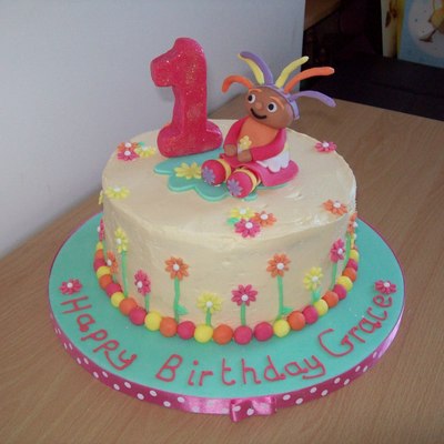 Upsy Daisy Birthday Cake