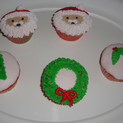 Christmas Themed Cupcakes