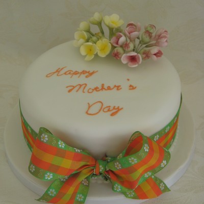 Mothers Day Sugarflower Cake