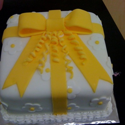 Package Cake Covered And Decorated With Fonadant