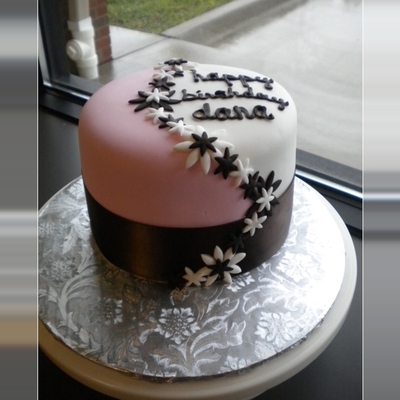 Brown And Pink Daisy Birthday Cake