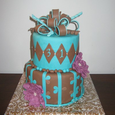 Blue Dark Brown Little Glamour Cake