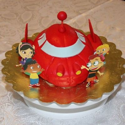 Little Einsteins Fondant "rocket" Cake