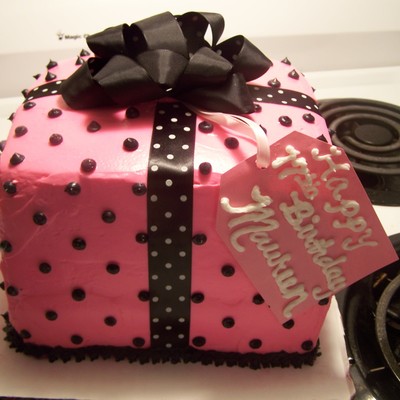 Birthday Present Cake